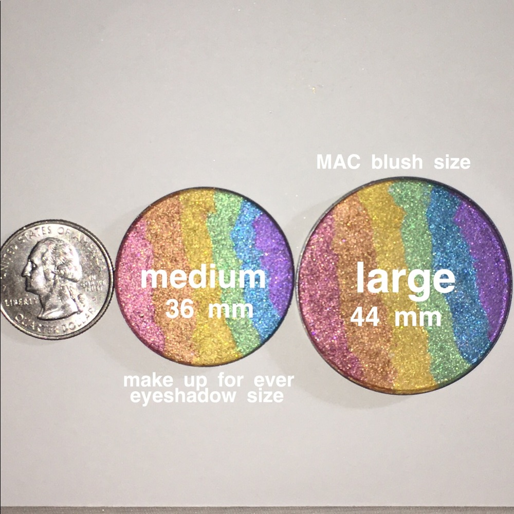 Rainbow highlighter / eyeshadow Pan 🌈💖